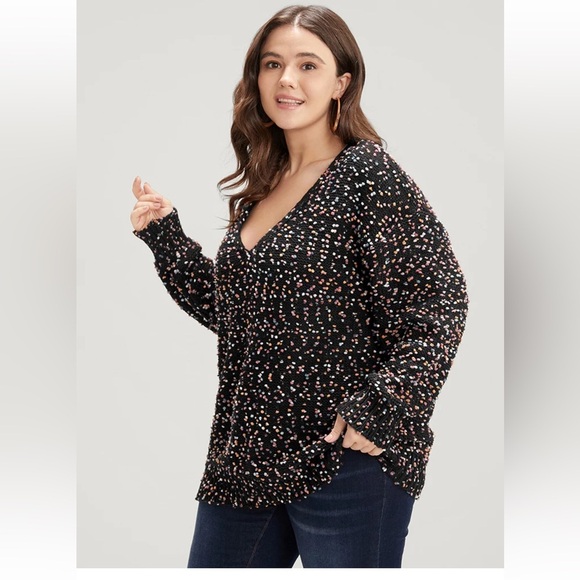 BloomChic Plus Size Color Ping Pong Yarns V Neck Popcorn Knit Top - Picture 3 of 8